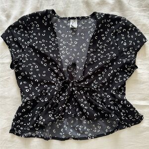 Black & White cropped Tie Top